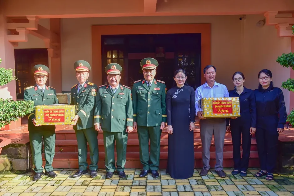 Đồng Nai: Truy điệu, an táng 29 hài cốt liệt sĩ Đồng Nai: Truy điệu, an táng 29 hài cốt liệt sĩ