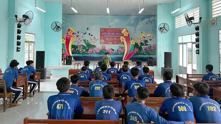 Đồng Tháp: Bảo đảm quyền bầu cử tại các cơ sở giam giữ, cai nghiện Đồng Tháp: Bảo đảm quyền bầu cử tại các cơ sở giam giữ, cai nghiện