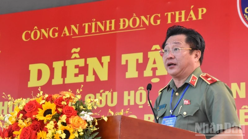 Đồng Tháp diễn tập xử lý tai nạn giao thông đặc biệt nghiêm trọng Đồng Tháp diễn tập xử lý tai nạn giao thông đặc biệt nghiêm trọng