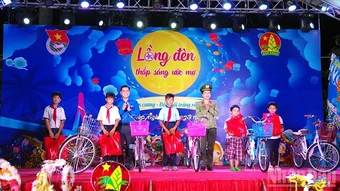 Đồng Tháp: Lan tỏa yêu thương đến thiếu nhi dịp Tết Trung thu