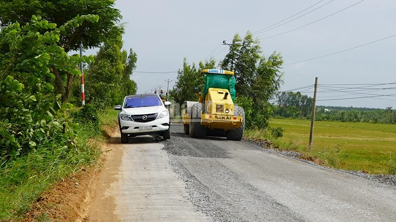 Đồng Tháp: Sửa chữa Quốc lộ 30 đoạn đi Cửa khẩu quốc tế Dinh Bà ngay trong mùa mưa
