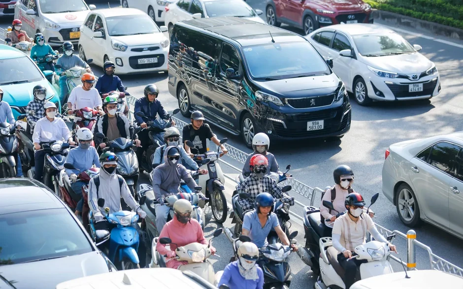 Đợt nắng nóng kéo dài trên cả nước có dấu hiệu giảm dần Đợt nắng nóng kéo dài trên cả nước có dấu hiệu giảm dần