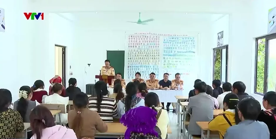 Đột phá trong công tác đào tạo và cấp giấy phép lái xe cho đồng bào dân tộc thiểu số Đột phá trong công tác đào tạo và cấp giấy phép lái xe cho đồng bào dân tộc thiểu số