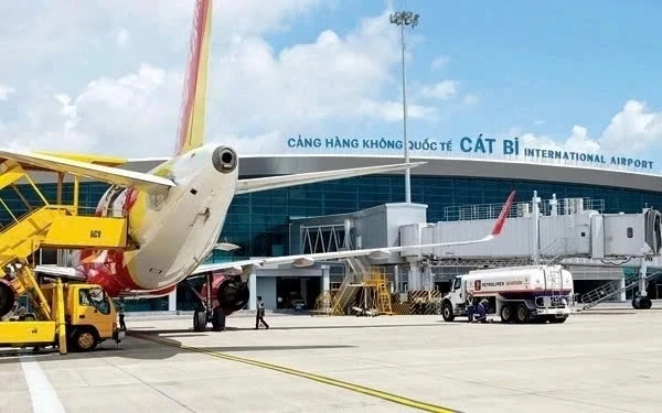 Drone xâm nhập khu vực sân bay Cát Bi, Cục Hàng không họp khẩn đánh giá nguy cơ Drone xâm nhập khu vực sân bay Cát Bi, Cục Hàng không họp khẩn đánh giá nguy cơ