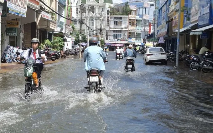 Dự án cải tạo hệ thống thoát nước gần 20 năm vẫn... bất động