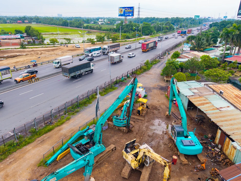 Dự án mở rộng cao tốc TPHCM - Trung Lương - Mỹ Thuận thi công cầm chừng Dự án mở rộng cao tốc TPHCM - Trung Lương - Mỹ Thuận thi công cầm chừng
