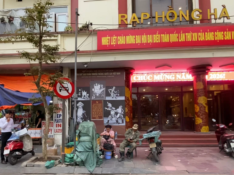 Dự án xây dựng bể điều tiết ngầm khu vực chợ Hàng Da: Giao thông ổn định sau hơn một tháng thi công Dự án xây dựng bể điều tiết ngầm khu vực chợ Hàng Da: Giao thông ổn định sau hơn một tháng thi công