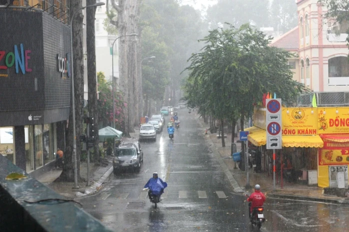 Dự báo thời tiết hôm nay, 7-5: TPHCM và Nam Bộ về chiều tối có mưa Dự báo thời tiết hôm nay, 7-5: TPHCM và Nam Bộ về chiều tối có mưa
