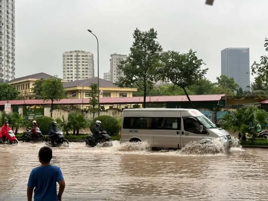 Dự báo TPHCM và Nam bộ mưa lớn từ chiều nay (17-9) Dự báo TPHCM và Nam bộ mưa lớn từ chiều nay (17-9)