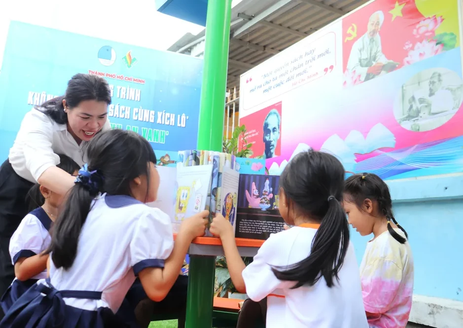 Du học sinh mang mùa hè ý nghĩa đến xã đảo Thạnh An