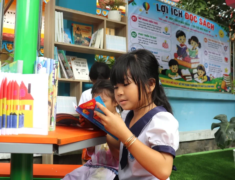 Du học sinh mang mùa hè ý nghĩa đến xã đảo Thạnh An