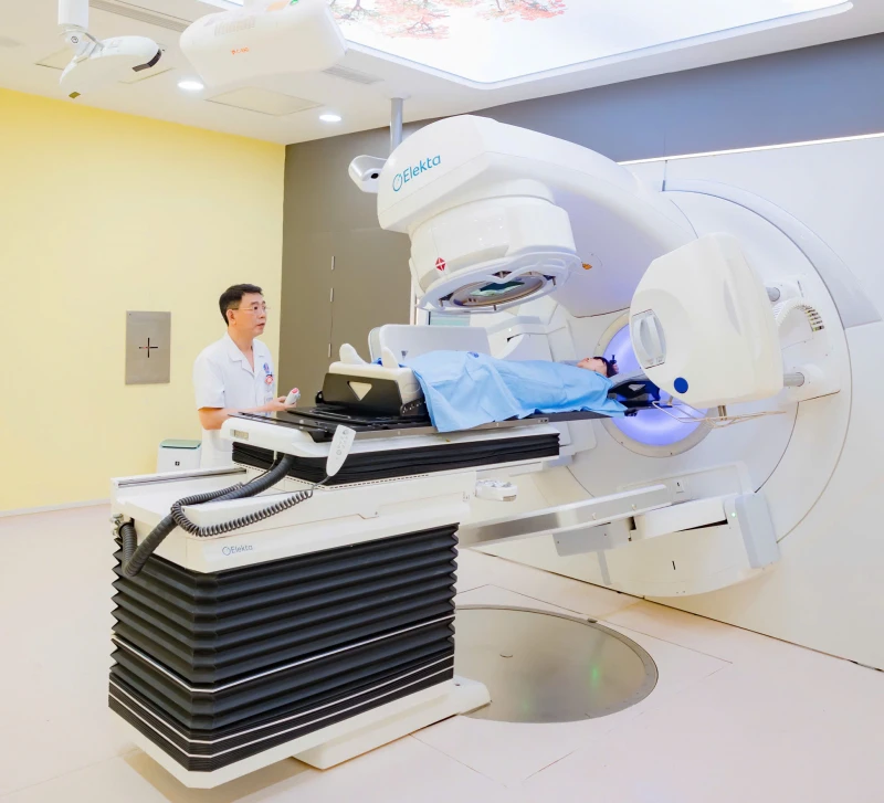 Đưa hệ thống thiết bị nghìn tỷ vào hoạt động, giảm quá tải cho bệnh nhân ung thư Đưa hệ thống thiết bị nghìn tỷ vào hoạt động, giảm quá tải cho bệnh nhân ung thư