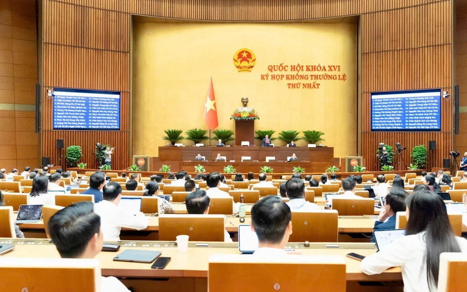 Đưa pháp luật đến gần dân từ cấp xã Đưa pháp luật đến gần dân từ cấp xã