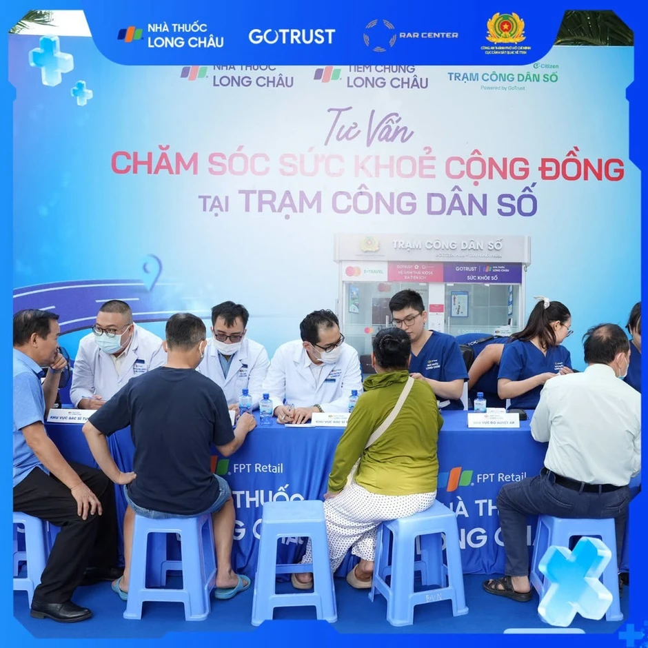 Đưa tiện ích số đến gần người dân với Trạm Công dân số Đưa tiện ích số đến gần người dân với Trạm Công dân số