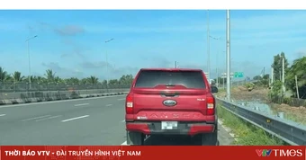 Dừng xe trên cao tốc để đi vệ sinh, tài xế bị phạt 14 triệu đồng