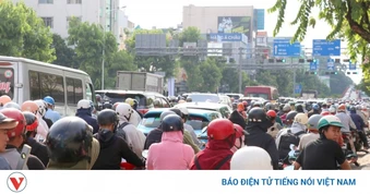 Đường Cộng Hòa thông thoáng trong ngày chính thức áp dụng phân làn linh hoạt
