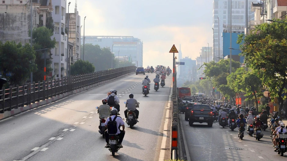 Đường Cộng Hòa thông thoáng trong ngày thử nghiệm phương án phân làn linh hoạt Đường Cộng Hòa thông thoáng trong ngày thử nghiệm phương án phân làn linh hoạt