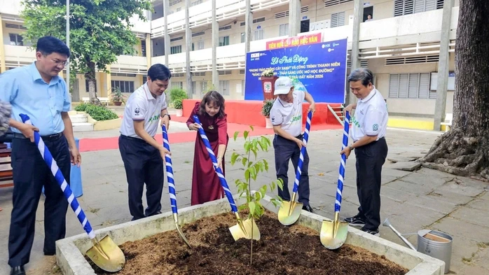 EVNSPC tổ chức lễ hưởng ứng hưởng ứng Chiến dịch Giờ Trái đất 2026 EVNSPC tổ chức lễ hưởng ứng hưởng ứng Chiến dịch Giờ Trái đất 2026