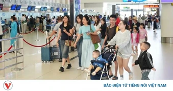 Gần 1,7 triệu khách đi máy bay dịp lễ, vận chuyển quốc tế tăng trưởng mạnh