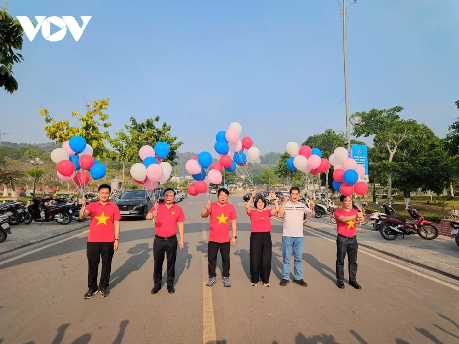 Gần 1.500 đại biểu tham gia mít tinh phát động Ngày Sức khỏe toàn dân tại Sơn La Gần 1.500 đại biểu tham gia mít tinh phát động Ngày Sức khỏe toàn dân tại Sơn La