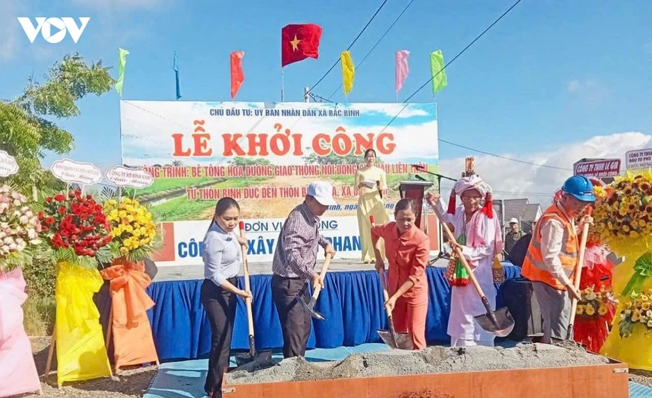 Gần 20 tỷ đồng nâng cấp tuyến đường nội đồng vùng đồng bào Chăm, Lâm Đồng Gần 20 tỷ đồng nâng cấp tuyến đường nội đồng vùng đồng bào Chăm, Lâm Đồng