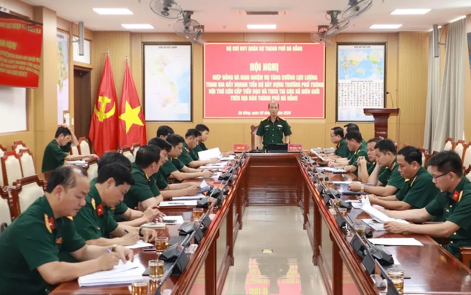 Gần 250 cán bộ, chiến sĩ hỗ trợ xây dựng trường nội trú tại các xã biên giới Đà Nẵng Gần 250 cán bộ, chiến sĩ hỗ trợ xây dựng trường nội trú tại các xã biên giới Đà Nẵng