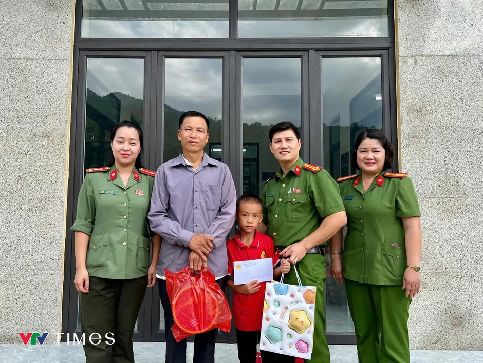 Gần dân để giữ bình yên từ cơ sở Gần dân để giữ bình yên từ cơ sở