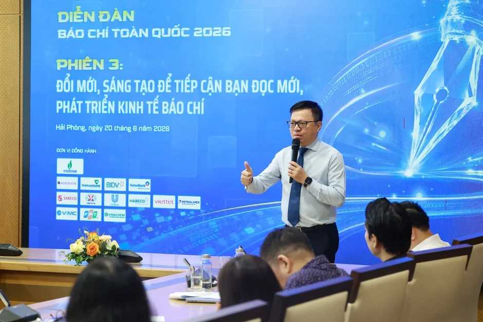 Gắn nhãn AI cho tác phẩm báo chí: Cam kết minh bạch đối với công chúng Gắn nhãn AI cho tác phẩm báo chí: Cam kết minh bạch đối với công chúng