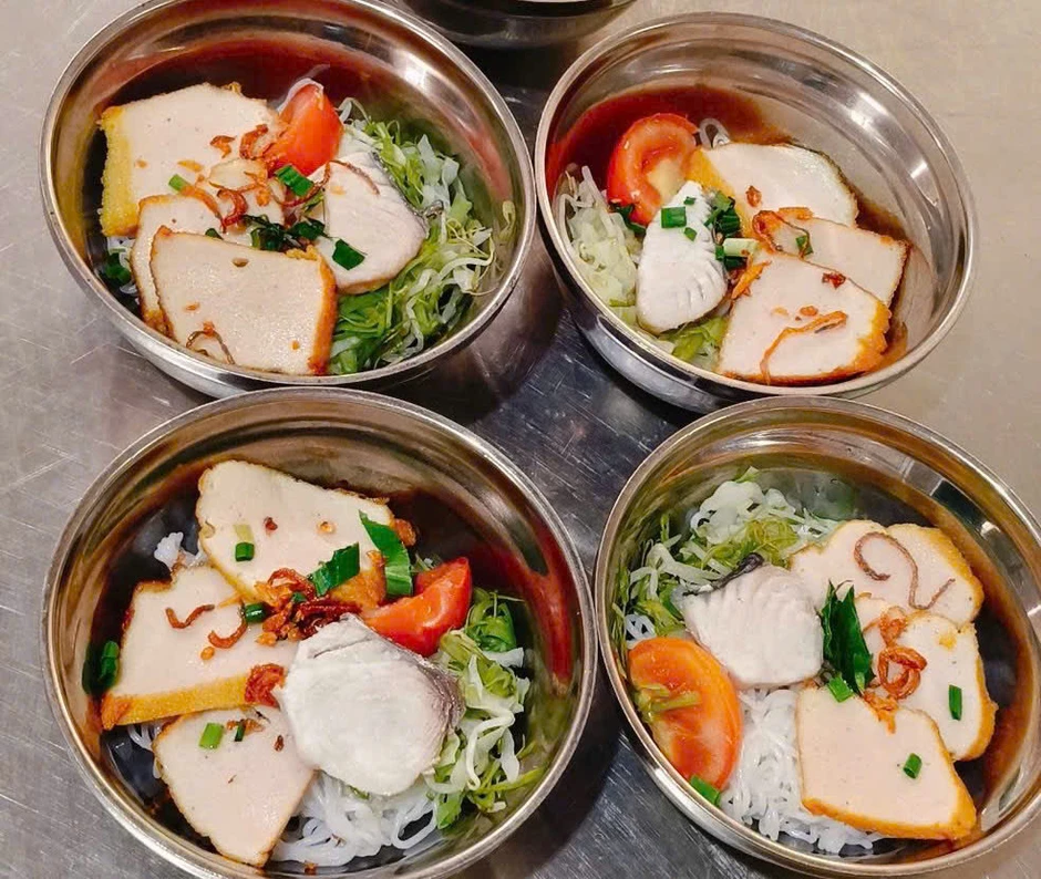 Gắn tick xanh trách nhiệm với thực phẩm học đường - Bài cuối: Doanh nghiệp thay đổi để thích ứng Gắn tick xanh trách nhiệm với thực phẩm học đường - Bài cuối: Doanh nghiệp thay đổi để thích ứng
