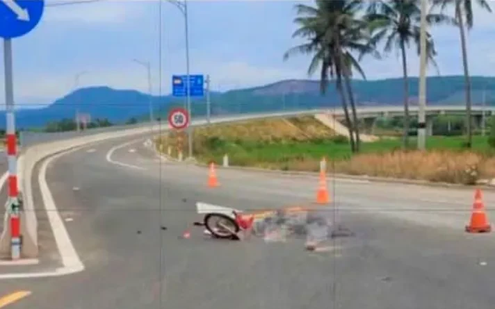 Gây tai nạn khiến một phụ nữ tử vong, tài xế bỏ trốn khỏi hiện trường Gây tai nạn khiến một phụ nữ tử vong, tài xế bỏ trốn khỏi hiện trường