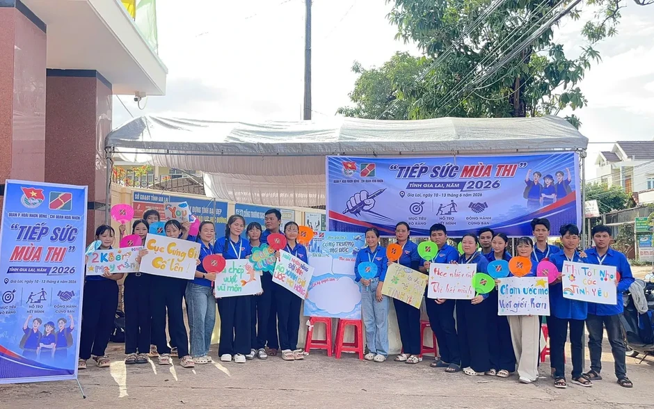 Gia Lai: Hàng nghìn màu áo xanh tiếp sức mùa thi tốt nghiệp THPT 2026 Gia Lai: Hàng nghìn màu áo xanh tiếp sức mùa thi tốt nghiệp THPT 2026