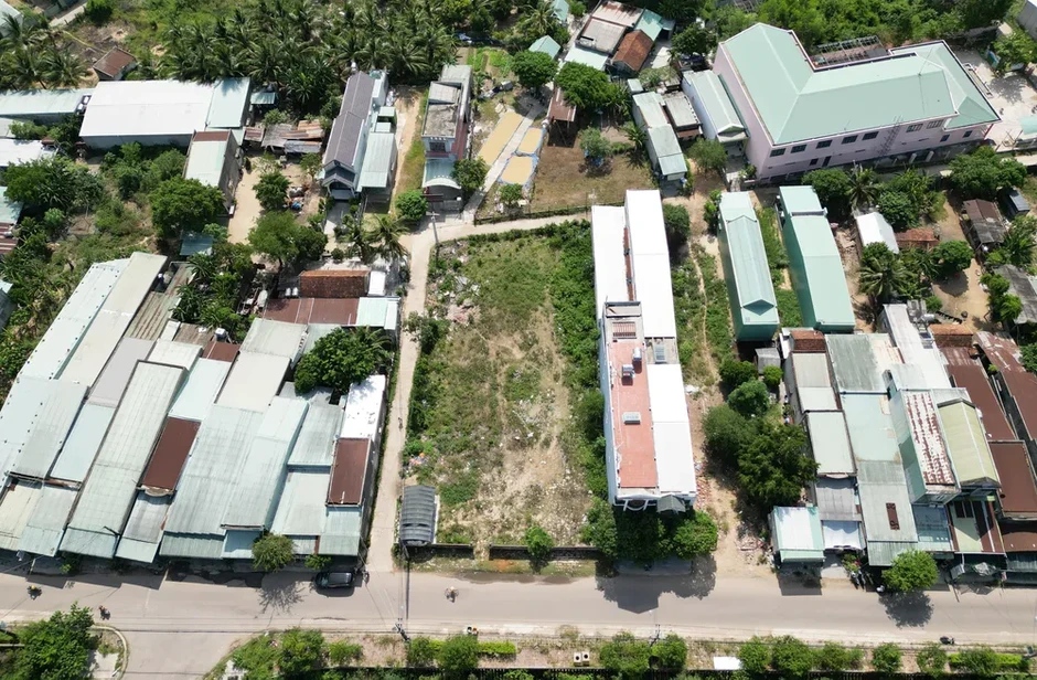 Gia Lai: Kỷ luật 3 cán bộ, đảng viên sai phạm về đất đai Gia Lai: Kỷ luật 3 cán bộ, đảng viên sai phạm về đất đai