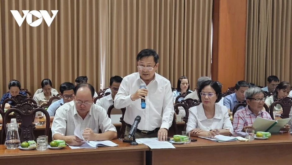 Giá thu rác sinh hoạt tại TP.HCM: Xả ít hay xả nhiều vẫn đóng tiền như nhau? Giá thu rác sinh hoạt tại TP.HCM: Xả ít hay xả nhiều vẫn đóng tiền như nhau?