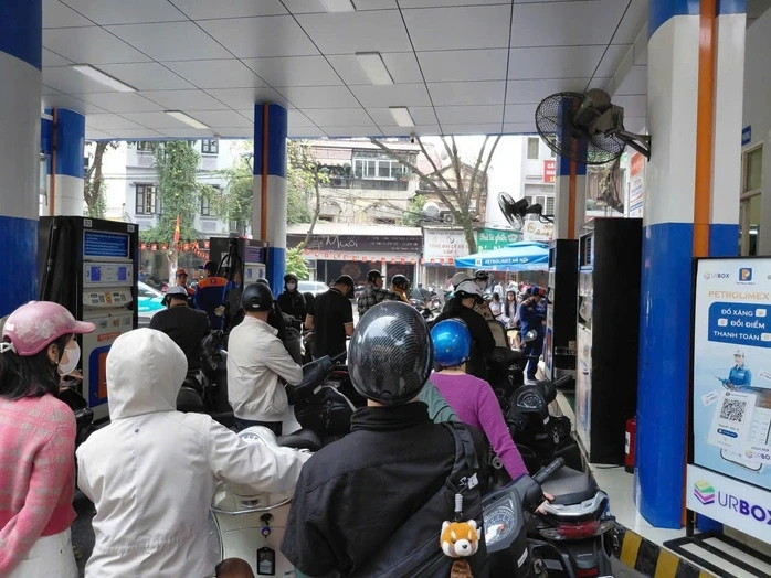 Giá xăng dầu tăng, Công an TPHCM khuyến cáo người dân Giá xăng dầu tăng, Công an TPHCM khuyến cáo người dân