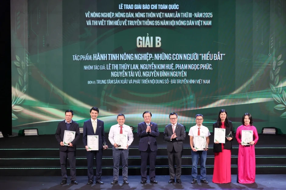 Giải báo chí toàn quốc về “tam nông” sẽ có 50 giải thưởng với 5 giải A Giải báo chí toàn quốc về “tam nông” sẽ có 50 giải thưởng với 5 giải A