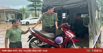 Giải cứu người đàn ông đi lạc giữa rừng, phát hiện hơn 1,2 tỷ đồng mang theo