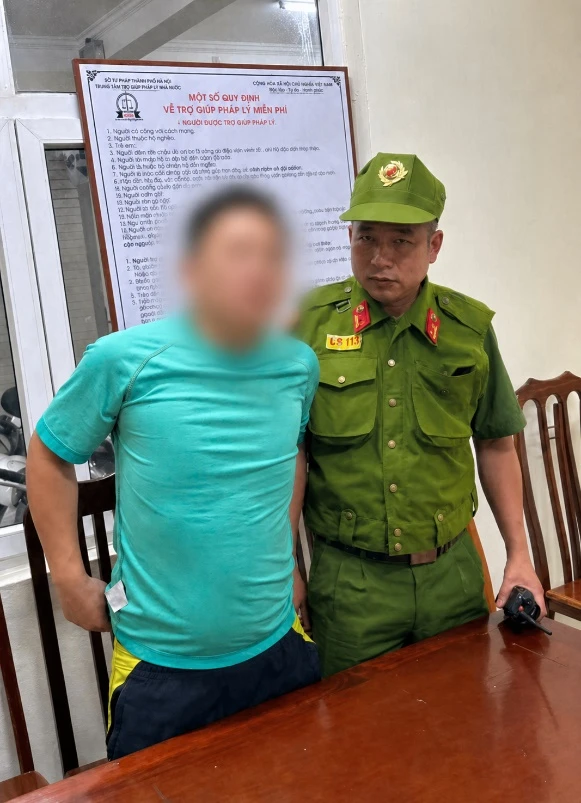 Giải cứu người phụ nữ bị chồng bạo hành trong đêm Giải cứu người phụ nữ bị chồng bạo hành trong đêm