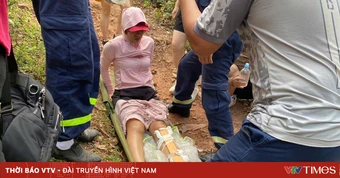 Giải cứu người phụ nữ trượt ngã, nghi gãy chân trên núi Sơn Đào (Hải Phòng)