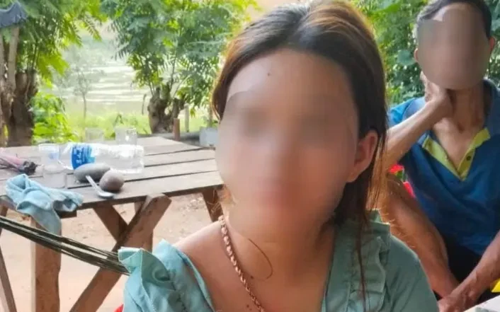 Giải cứu thiếu niên khỏi nguy cơ bị mua bán sang nước ngoài trong chưa đầy 2 giờ Giải cứu thiếu niên khỏi nguy cơ bị mua bán sang nước ngoài trong chưa đầy 2 giờ