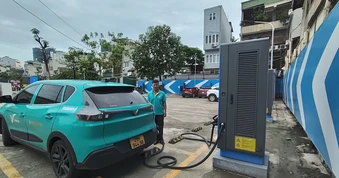 Giải quyết bài toán hạ tầng và sinh kế