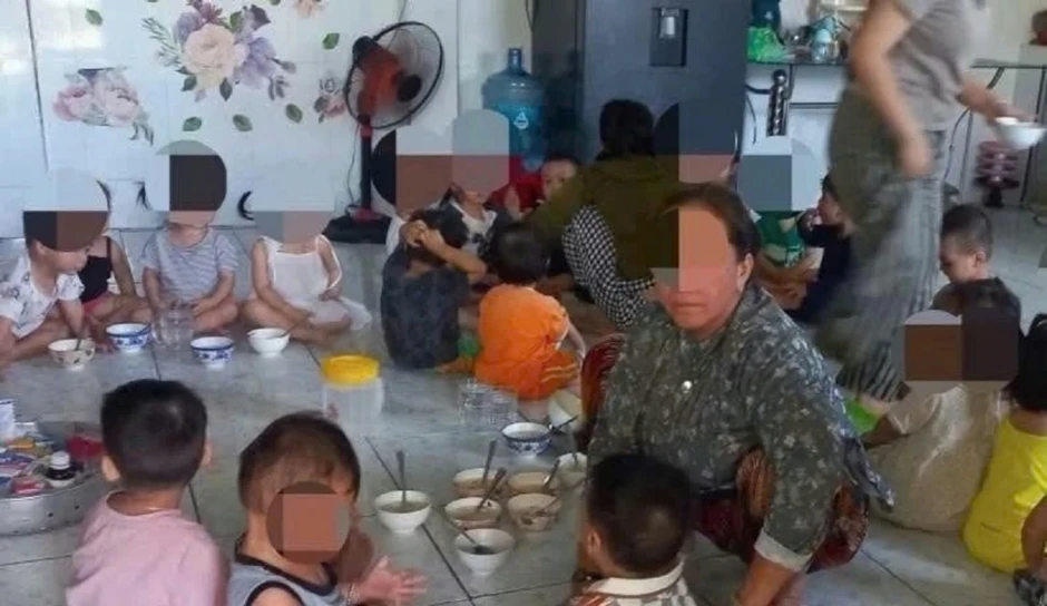 Giải thể một nhà trẻ tư thục sau vụ bé trai tử vong nghi bị nghẹn thức ăn Giải thể một nhà trẻ tư thục sau vụ bé trai tử vong nghi bị nghẹn thức ăn