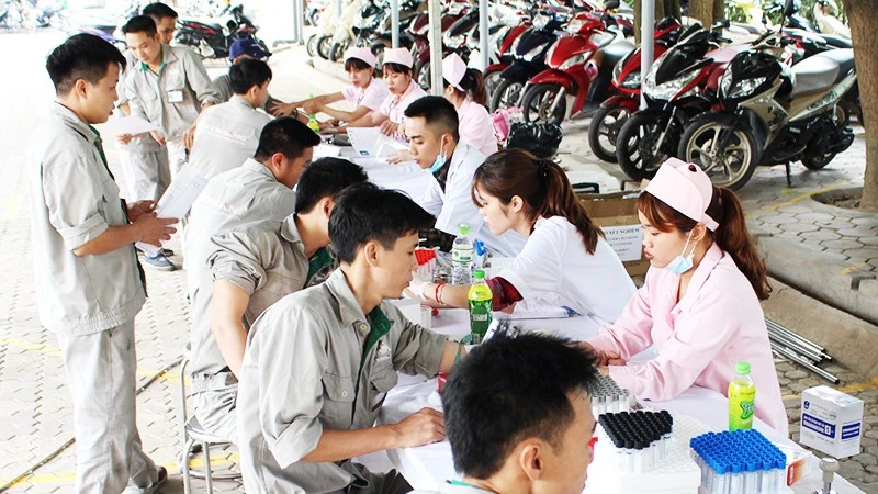 Giảm hình thức trong khám sức khỏe cho người lao động Giảm hình thức trong khám sức khỏe cho người lao động