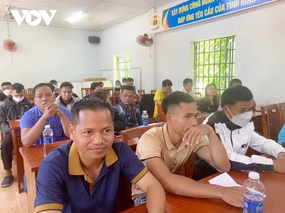 Giảm nghèo nhờ xuất khẩu lao động ở vùng cao Đà Nẵng Giảm nghèo nhờ xuất khẩu lao động ở vùng cao Đà Nẵng
