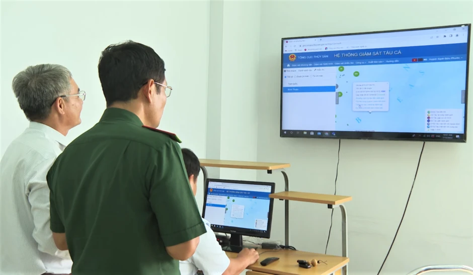 Giảm vi phạm IUU từ mô hình “một kèm một” Giảm vi phạm IUU từ mô hình “một kèm một”