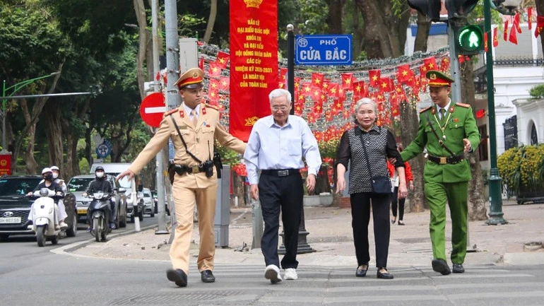 Giao thông Thủ đô thông suốt, an toàn trong ngày bầu cử Giao thông Thủ đô thông suốt, an toàn trong ngày bầu cử