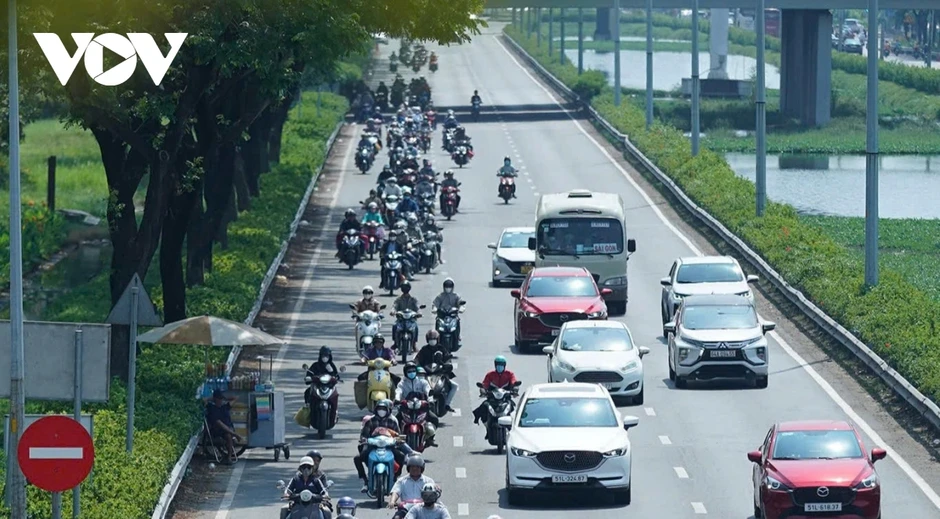 Giao thông TP.HCM dịp lễ 30/4: Cửa ngõ ổn định, cao tốc ùn ứ nhẹ Giao thông TP.HCM dịp lễ 30/4: Cửa ngõ ổn định, cao tốc ùn ứ nhẹ