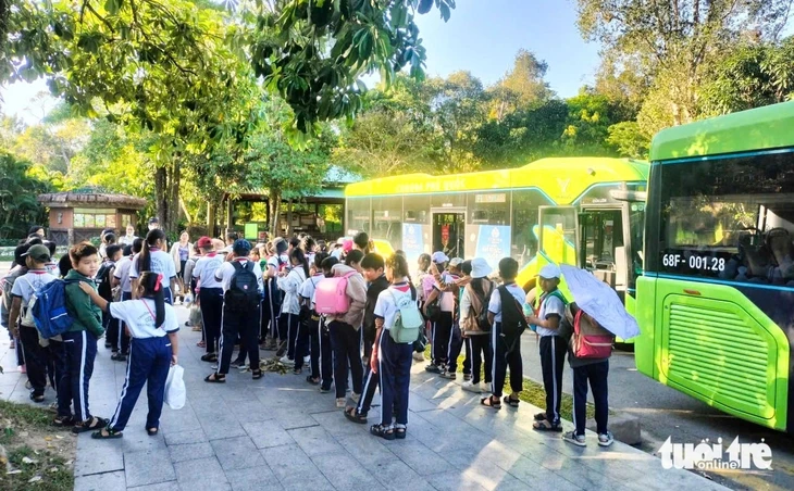 Giao thông xanh trên đảo Phú Quốc phải ưu tiên hàng đầu Giao thông xanh trên đảo Phú Quốc phải ưu tiên hàng đầu