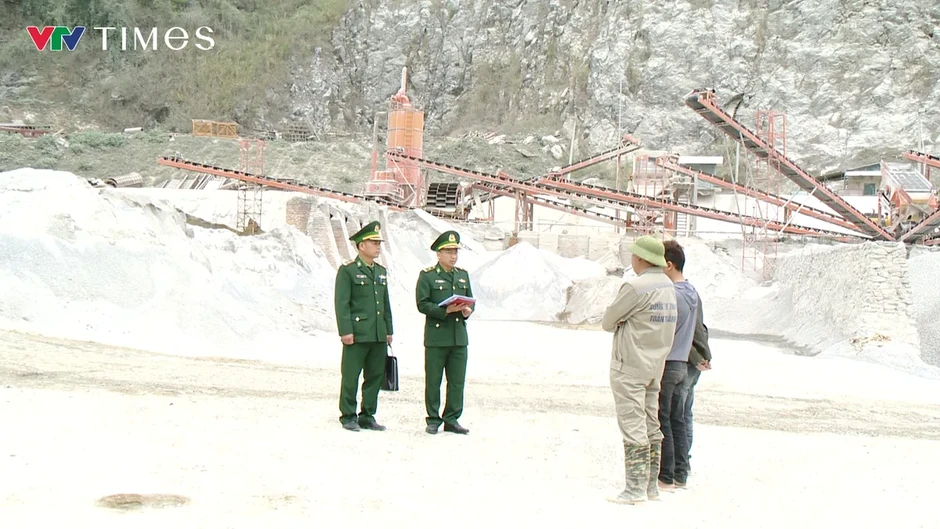 Giữ vững bình yên nơi biên cương trước ngày hội bầu cử Giữ vững bình yên nơi biên cương trước ngày hội bầu cử