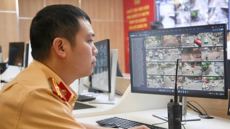 Giữ vững trật tự an toàn giao thông địa bàn Thủ đô Giữ vững trật tự an toàn giao thông địa bàn Thủ đô