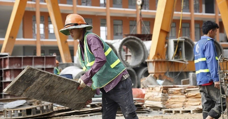 Gỡ khó cho doanh nghiệp xây dựng khi đơn giá nhân công được công bố thấp Gỡ khó cho doanh nghiệp xây dựng khi đơn giá nhân công được công bố thấp